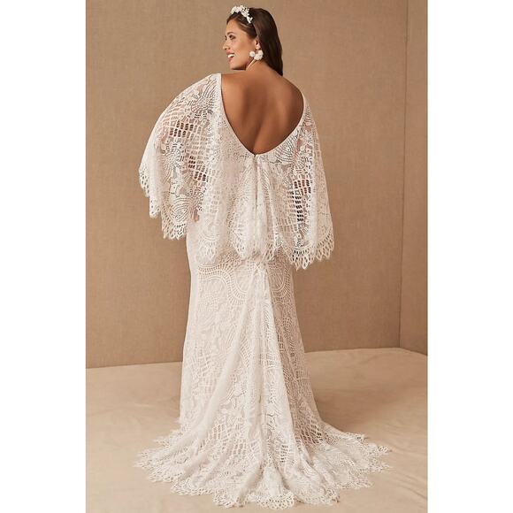 BHLDN Odalis Cape-Sleeve Deep-V Lace Wedding Gown - 18 - Picture 6 of 8